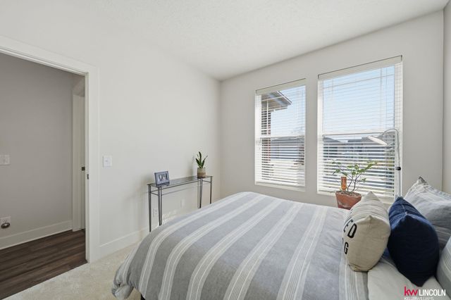 1642 W Big Sky Road, Lincoln, NE 68521