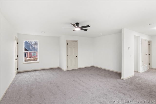 2002 W Driftwood Drive, Claremore, OK 74017