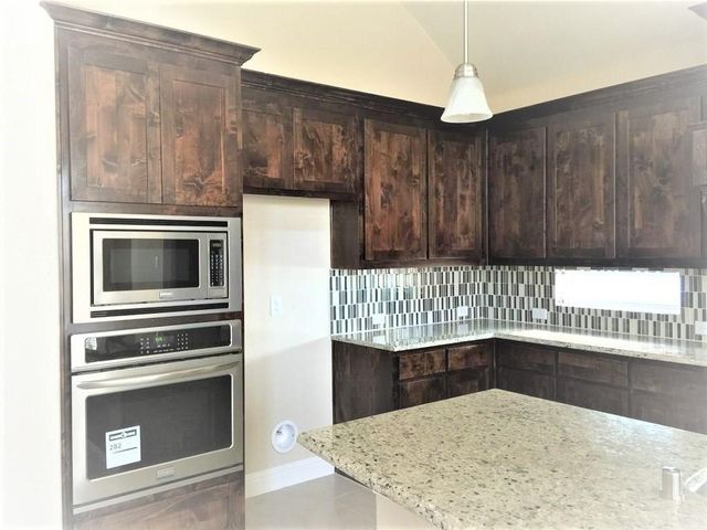 2560 Valley Glen Drive, Little Elm, TX 75068