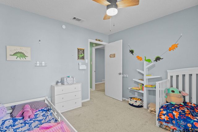 800 Spring Creek Dr, Tyler, TX 75703