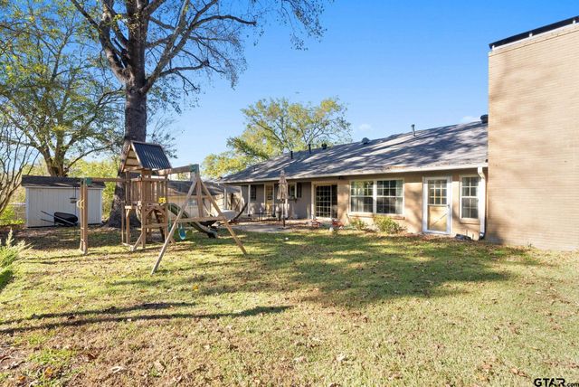 800 Spring Creek Dr, Tyler, TX 75703