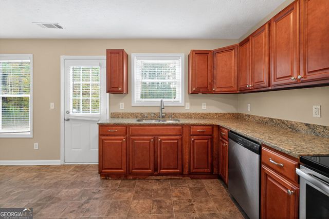 3881 Wolverton Circle, Lithonia, GA 30038