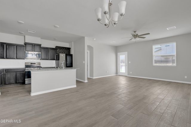 12260 DESERT WOLF Avenue, El Paso, TX 79938