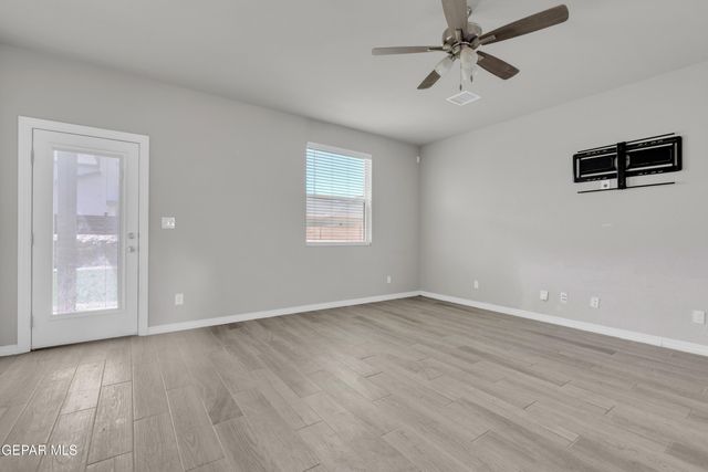 12260 DESERT WOLF Avenue, El Paso, TX 79938