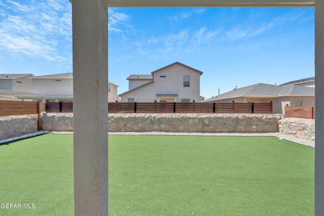 12260 DESERT WOLF Avenue, El Paso, TX 79938