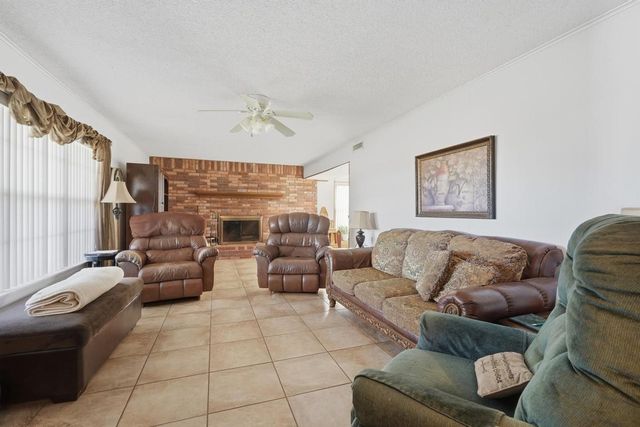 6542 W Lake Road, Abilene, TX 79601