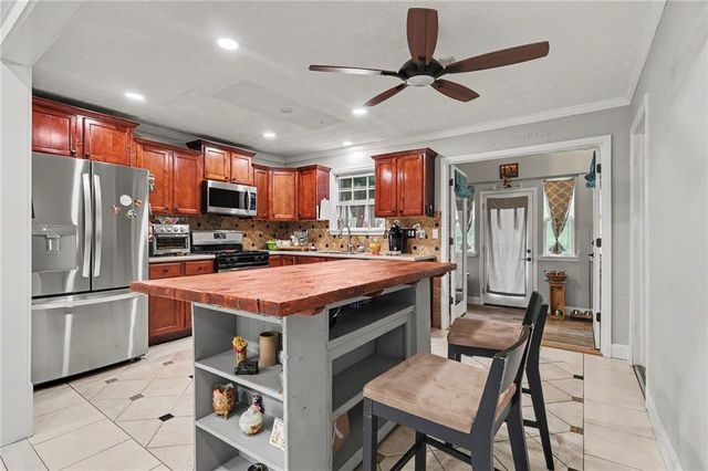 1551 Shenta Oak Drive, Norcross, GA 30093