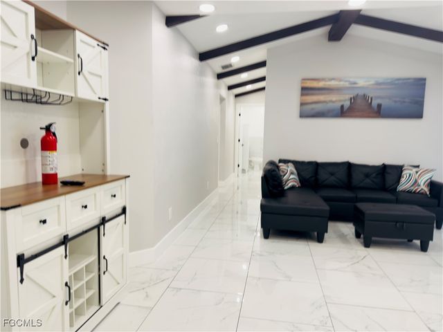 1813 Hancock Bridge PKWY, Cape Coral, FL 33990