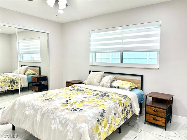 1813 Hancock Bridge PKWY, Cape Coral, FL 33990