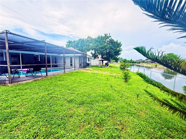 1813 Hancock Bridge PKWY, Cape Coral, FL 33990