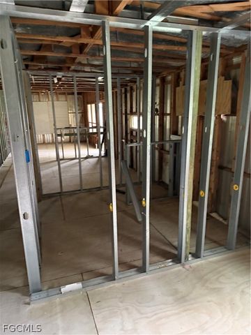 7689 Ebson DR, North Fort Myers, FL 33917