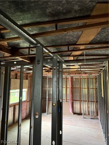 7689 Ebson DR, North Fort Myers, FL 33917