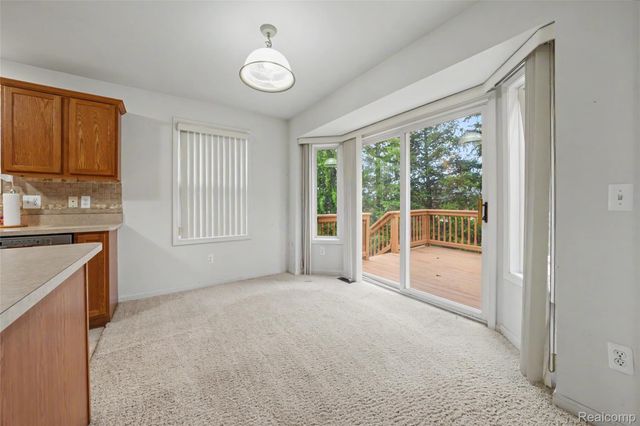 45467 Coachfort Drive, Macomb Township, MI 48044