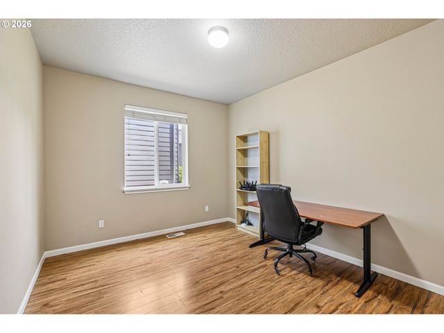 4225 Se OAKHURST St, Hillsboro, OR 97123