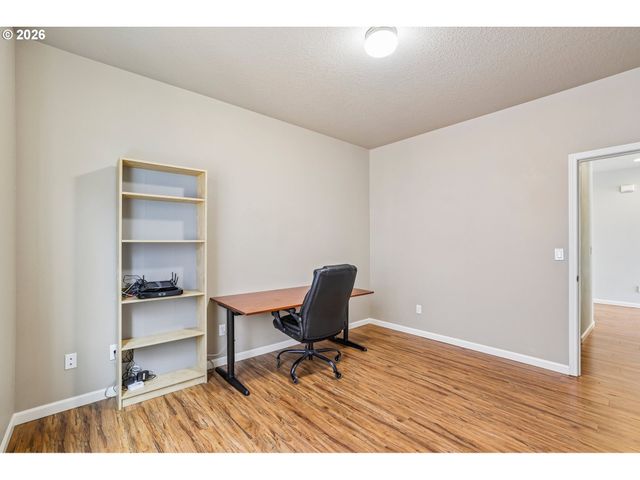 4225 Se OAKHURST St, Hillsboro, OR 97123