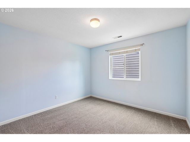 4225 Se OAKHURST St, Hillsboro, OR 97123