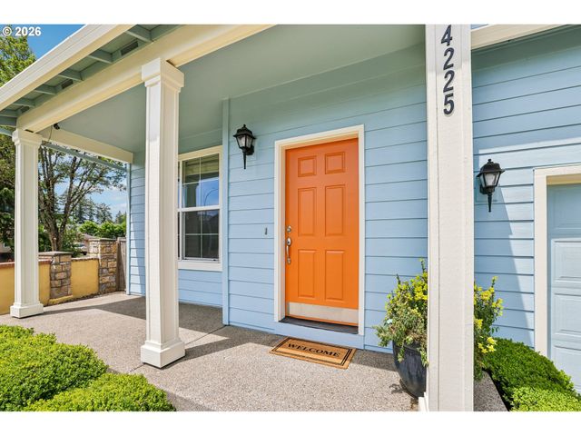 4225 Se OAKHURST St, Hillsboro, OR 97123