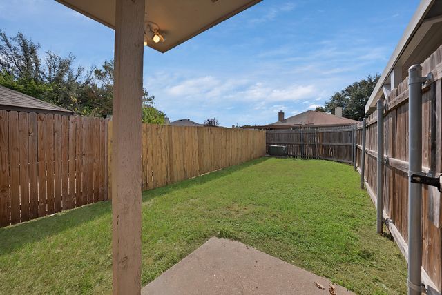 4308 Elliott Oaks Drive, Arlington, TX 76017