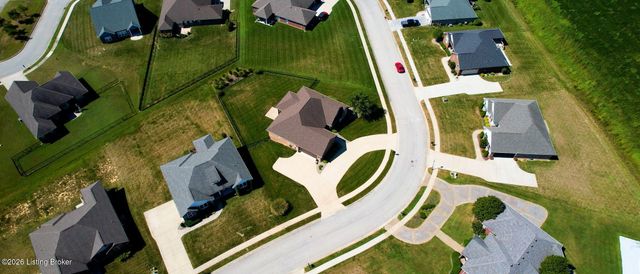 1847 Hazeltine Way, Henryville, IN 47126
