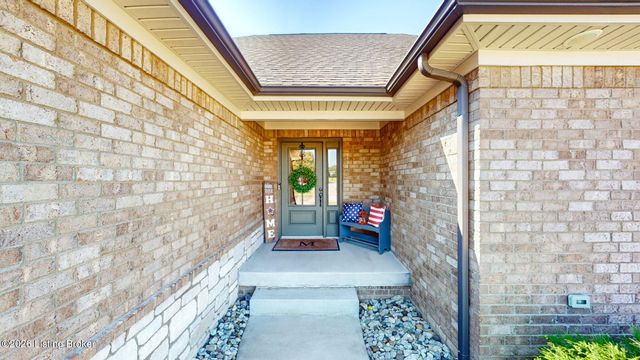 1847 Hazeltine Way, Henryville, IN 47126