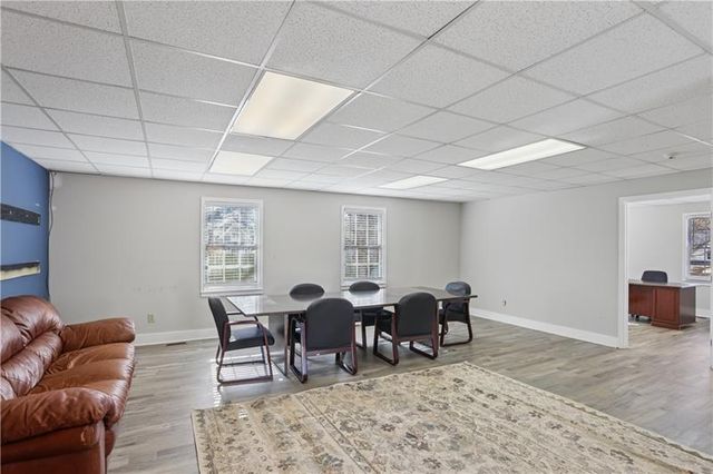 134 South Avenue SE, Marietta, GA 30060