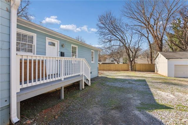 134 South Avenue SE, Marietta, GA 30060