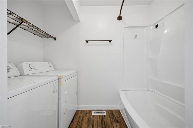 1302 Covington CT, Virginia Beach, VA 23453