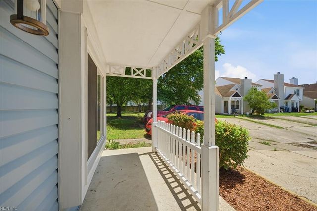 1302 Covington CT, Virginia Beach, VA 23453