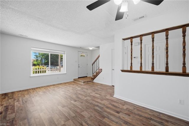 1302 Covington CT, Virginia Beach, VA 23453