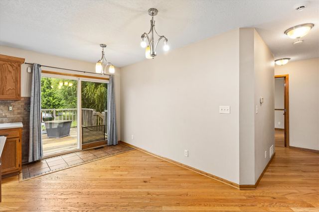 520 SE Westgate Drive, Waukee, IA 50263