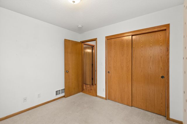 520 SE Westgate Drive, Waukee, IA 50263