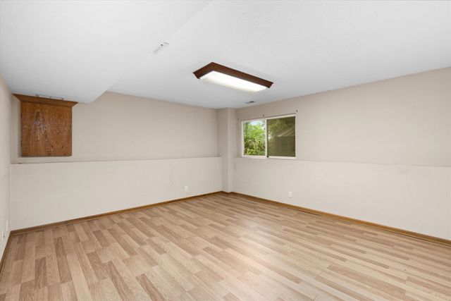 520 SE Westgate Drive, Waukee, IA 50263