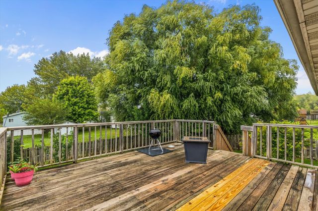 520 SE Westgate Drive, Waukee, IA 50263
