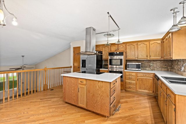 520 SE Westgate Drive, Waukee, IA 50263