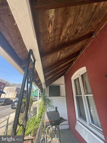 3827 ASPEN ST, Philadelphia, PA 19104