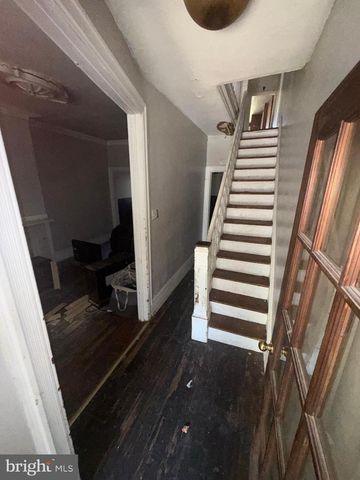 3827 ASPEN ST, Philadelphia, PA 19104