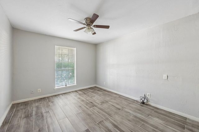 620 Spinner Road, Desoto, TX 75115