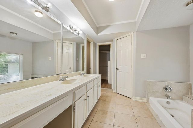620 Spinner Road, Desoto, TX 75115