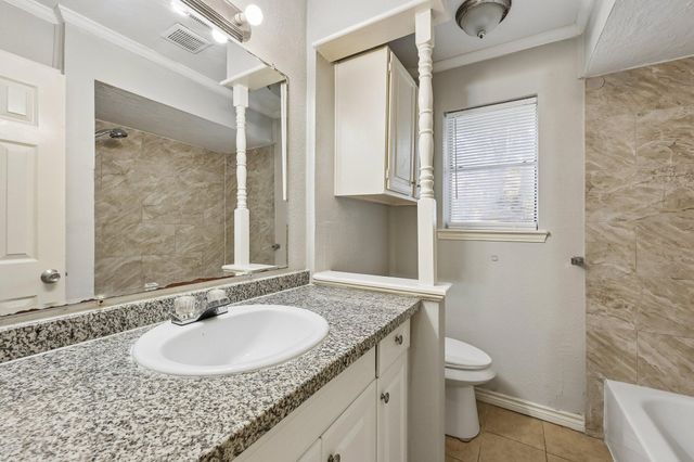 620 Spinner Road, Desoto, TX 75115
