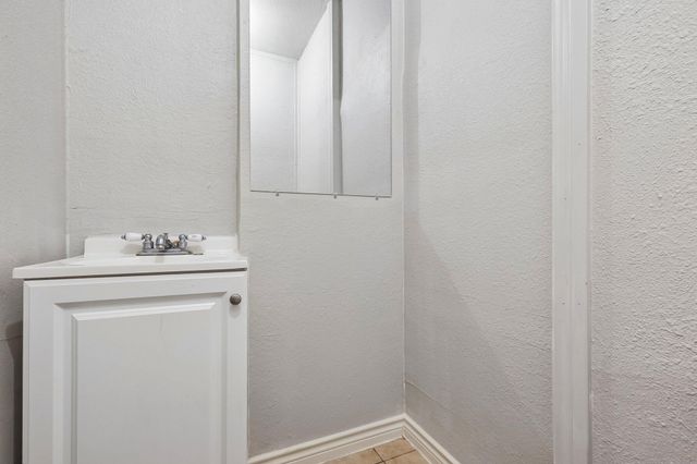 620 Spinner Road, Desoto, TX 75115