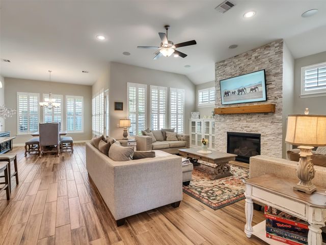 3403 Dover Valley Drive, Houston, TX 77059