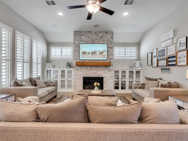 3403 Dover Valley Drive, Houston, TX 77059