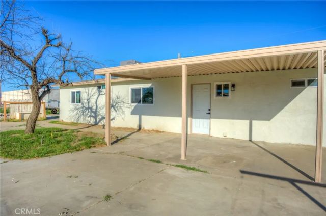 2701 Houchin, Bakersfield, CA 93304