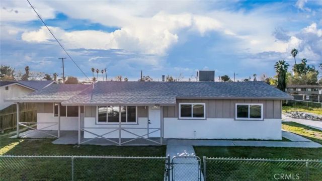 2701 Houchin, Bakersfield, CA 93304