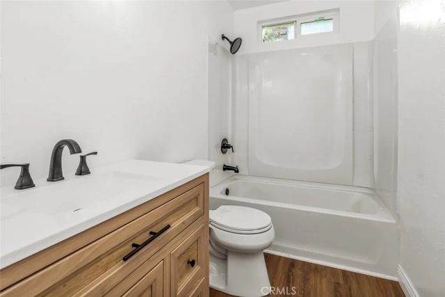 2701 Houchin, Bakersfield, CA 93304