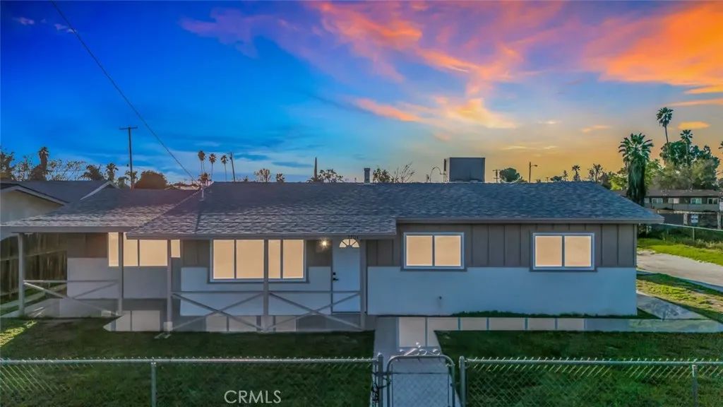 2701 Houchin, Bakersfield, CA 93304