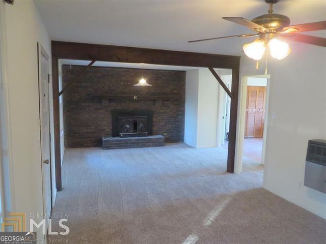 85 Hill Street, Hartwell, GA 30643