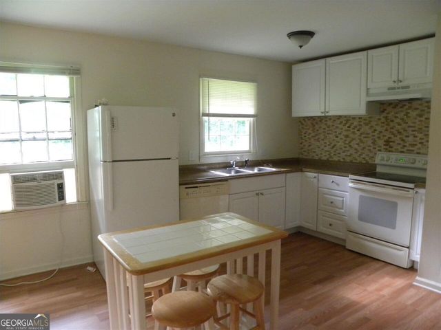 85 Hill Street, Hartwell, GA 30643