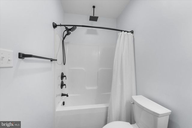 200 MILE RIDGE ESTS, Strasburg, VA 22641