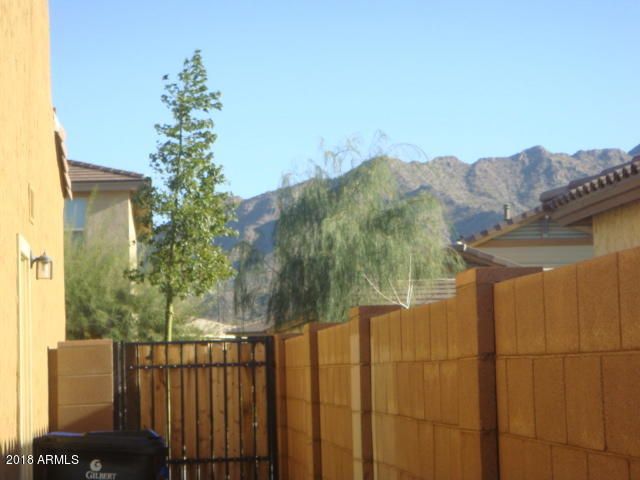 2630 E GILLCREST Road, Gilbert, AZ 85298